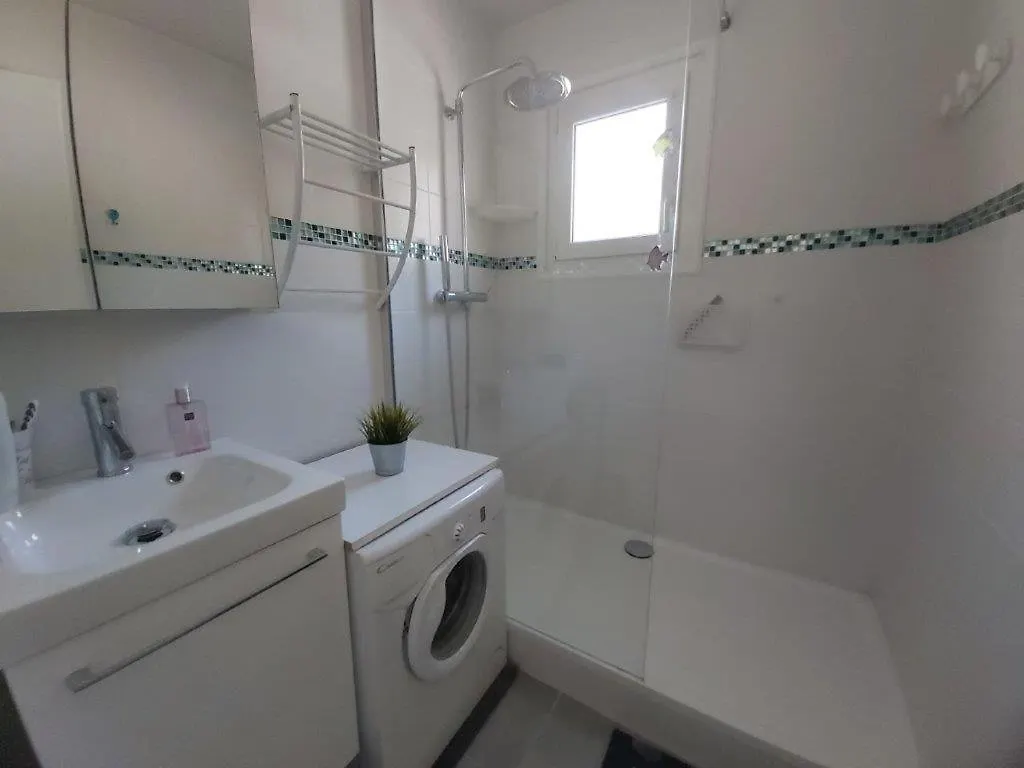 Appartement T2 Six Fours Cap Negre,1 Mn A Pied De La Mer Six-Fours-les-Plages France