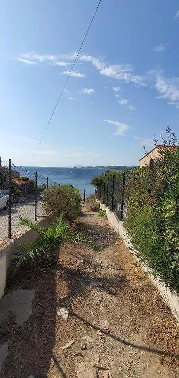 Appartement T2 Six Fours Cap Negre,1 Mn A Pied De La Mer Six-Fours-les-Plages 0*,  France
