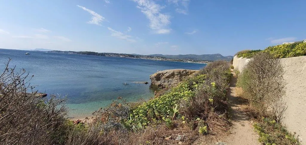 Apartment Appartement T2 Six Fours Cap Negre,1 Mn A Pied De La Mer Six-Fours-les-Plages France