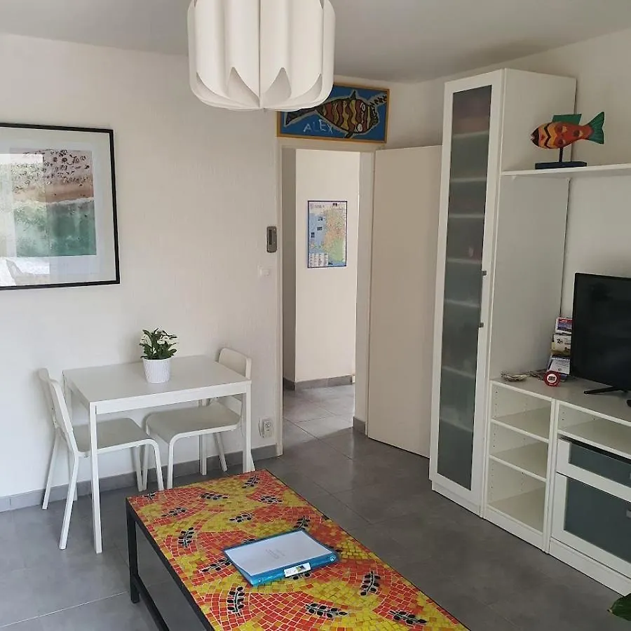 Appartement T2 Six Fours Cap Negre,1 Mn A Pied De La Mer Six-Fours-les-Plages Apartment