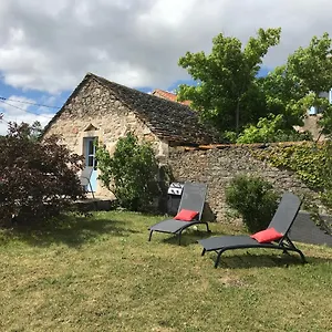 Le Du Larzac à Brunas Hébergement de vacances Creissels